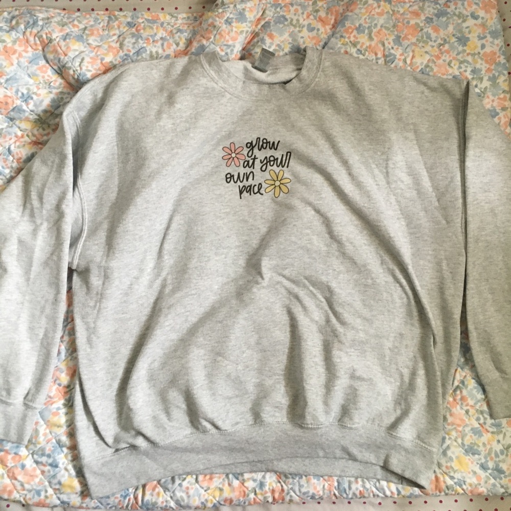 graphic crewneck